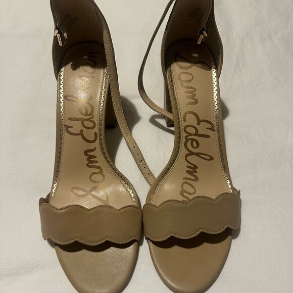 Sam Edelman Odilia Leather Scalloped Heels - Picture 2 of 6